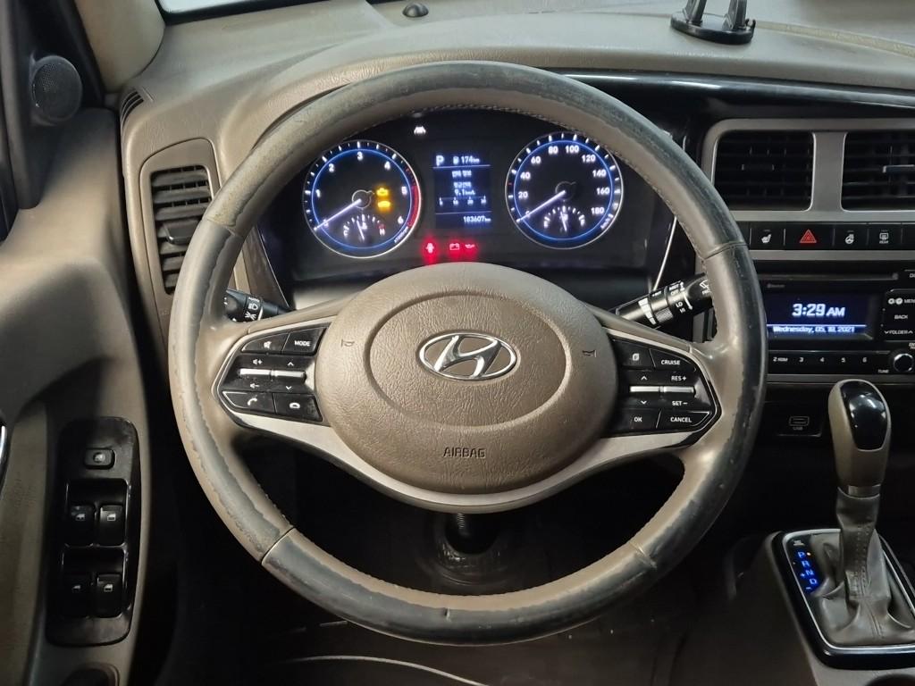 Hyundai Porter II Long Wheelbase Premium Long Wheelbase Double Cab 9