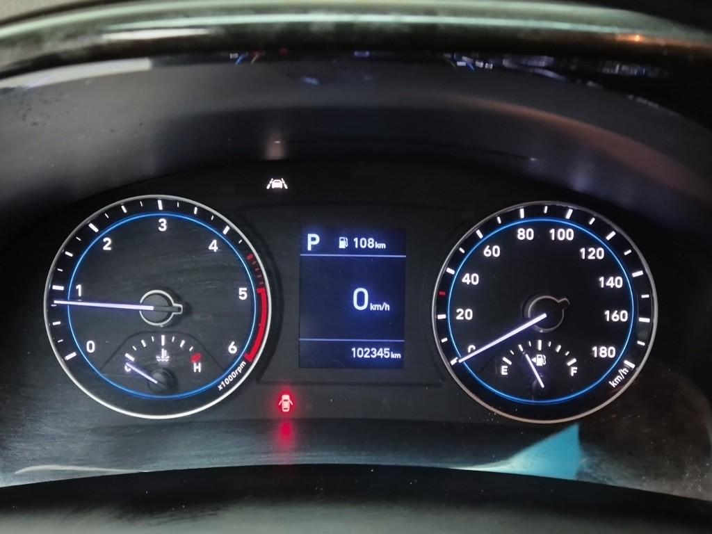 Hyundai Porter II Long Wheelbase Premium Long Wheelbase Double Cab 6