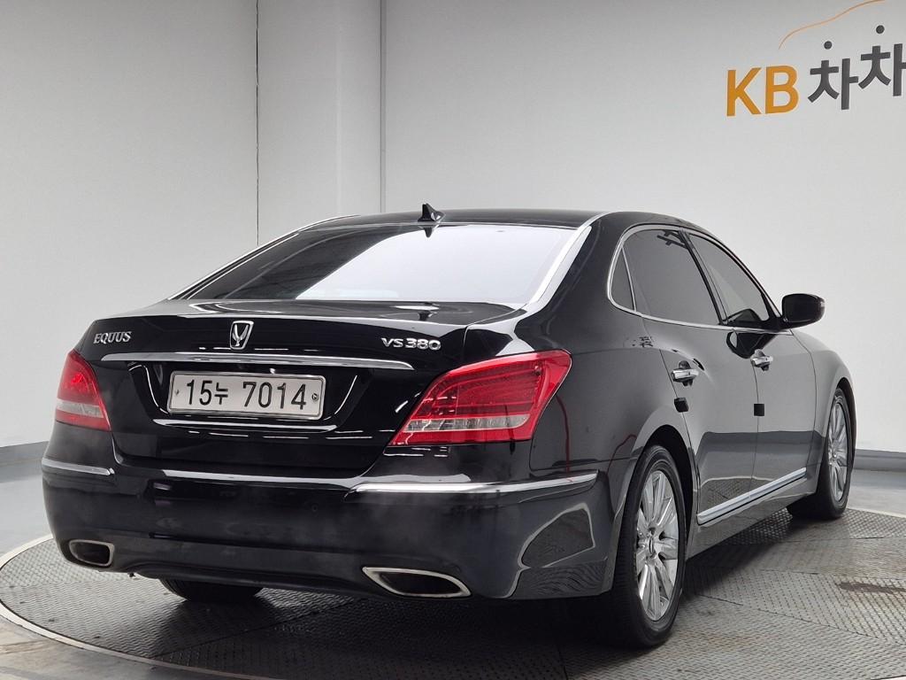 HYUNDAI Ecuus (New Model) VS380