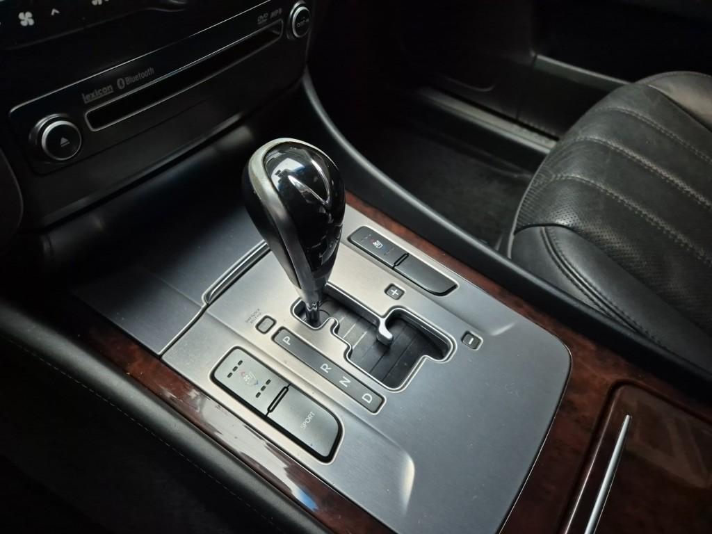 HYUNDAI Ecuus (New Model) VS380