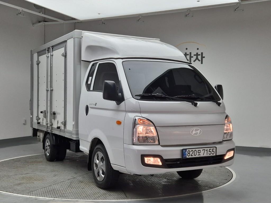 Hyundai Porter II Long Wheelbase Smart LPG 2.5 Turbo Long Wheelbase Super Cab 5