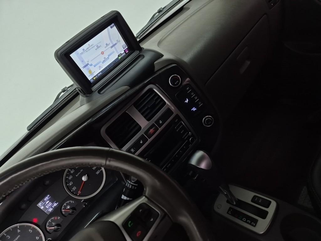 Hyundai Porter II Long Wheelbase Premium Long Wheelbase Super Cab 10