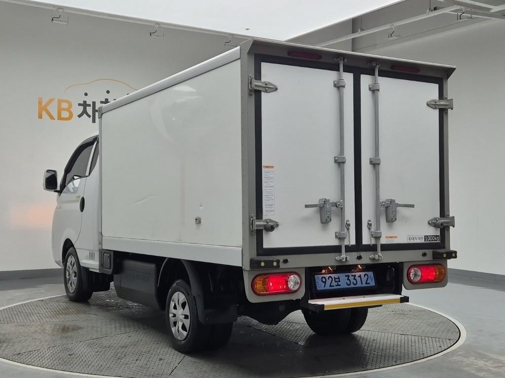 Hyundai Porter II Electric Low Fixed Floor Long Wheelbase Super Cab 3