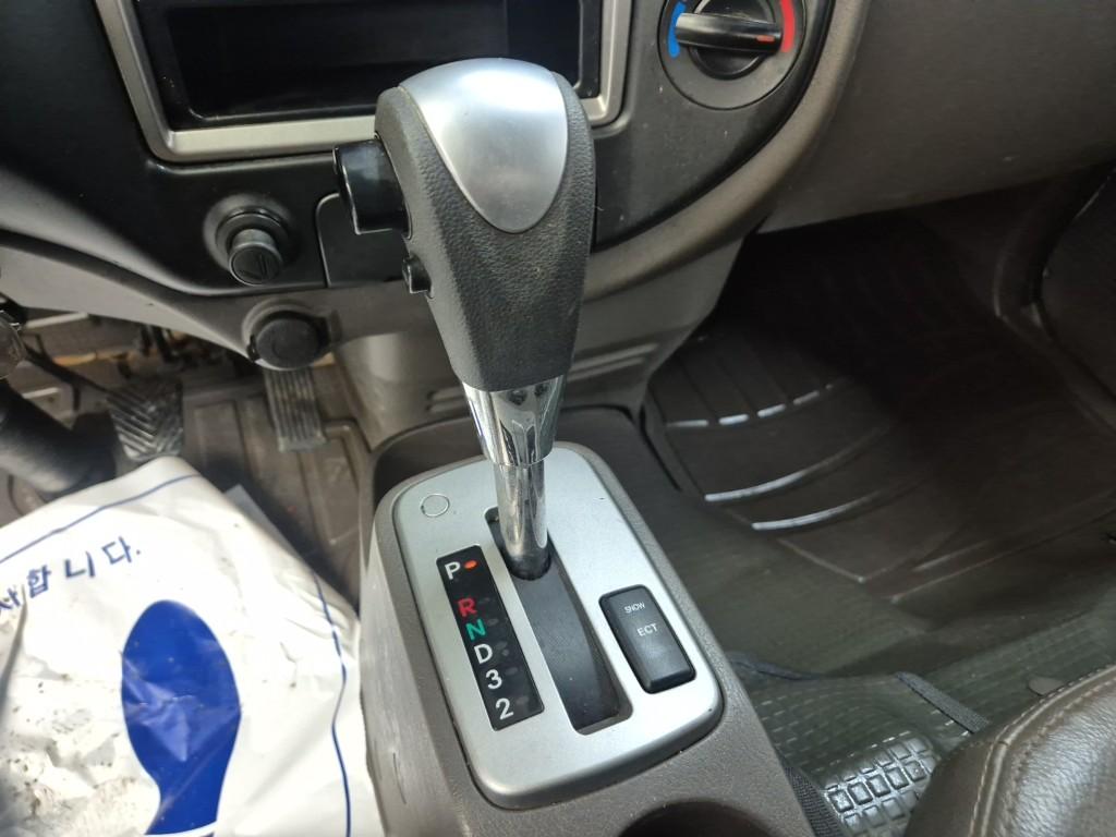 Hyundai Porter II Long Wheelbase Super Long Wheelbase Super Cab 8