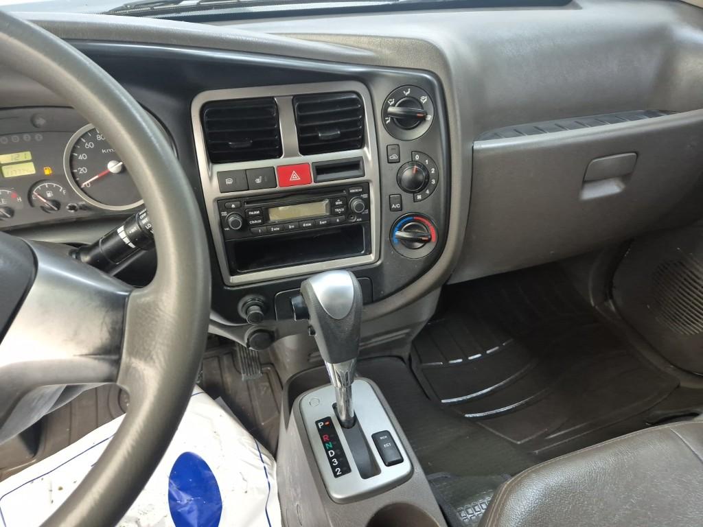 Hyundai Porter II Long Wheelbase Super Long Wheelbase Super Cab 10