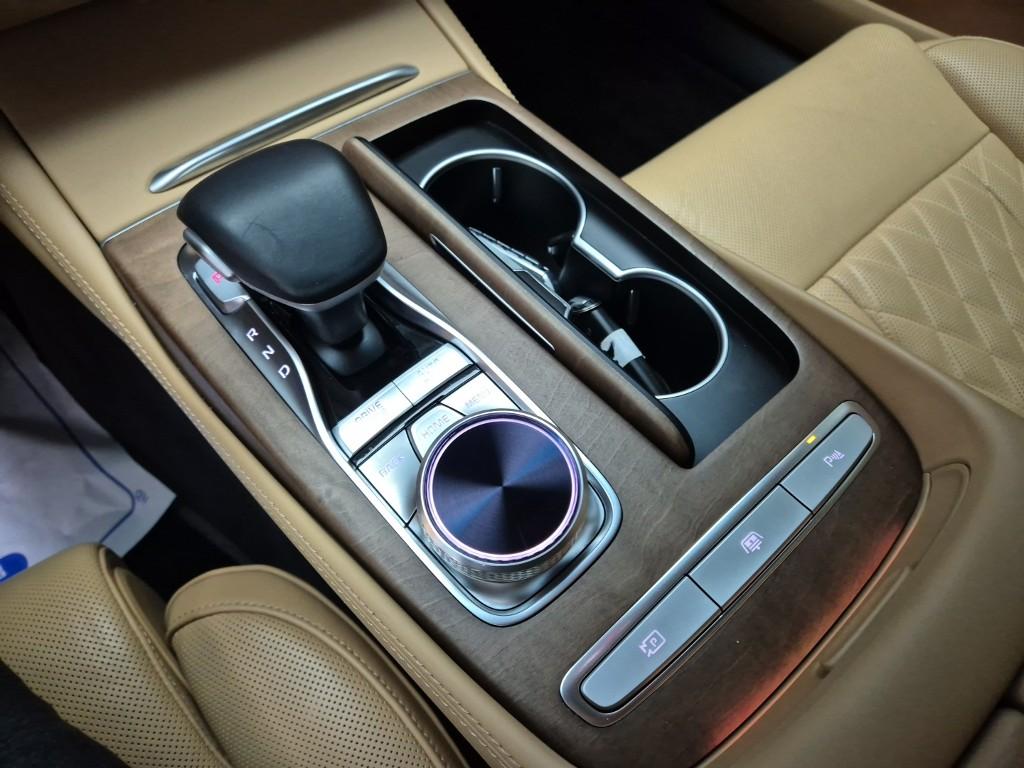 Kia K9 RJ Platinum Best Selection Ⅰ 3.3 Gasoline AWD 9