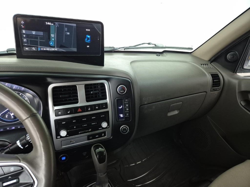 Hyundai Porter II LPG Super Cab LPG High Fixed Floor Long Wheelbase Super Cab 10