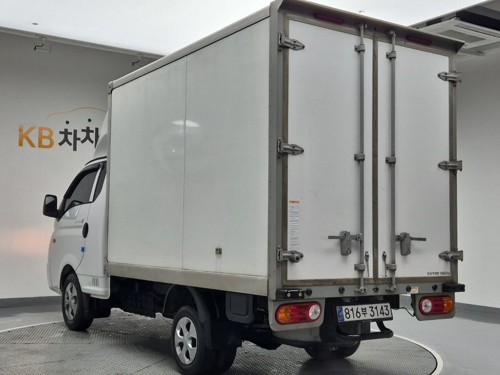 Hyundai Porter II Long Wheelbase Smart LPG Long Wheelbase Super Cab 3