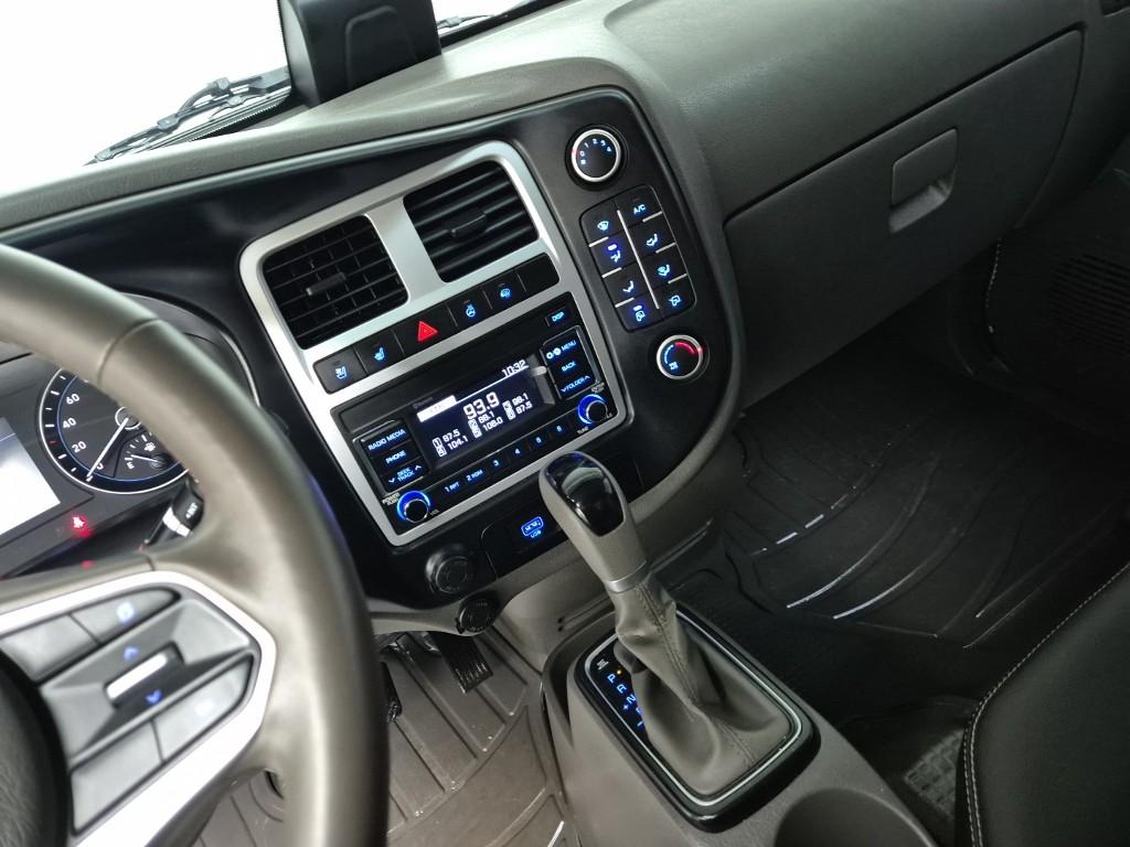 Hyundai Porter II Long Wheelbase Smart LPG Long Wheelbase Super Cab 10