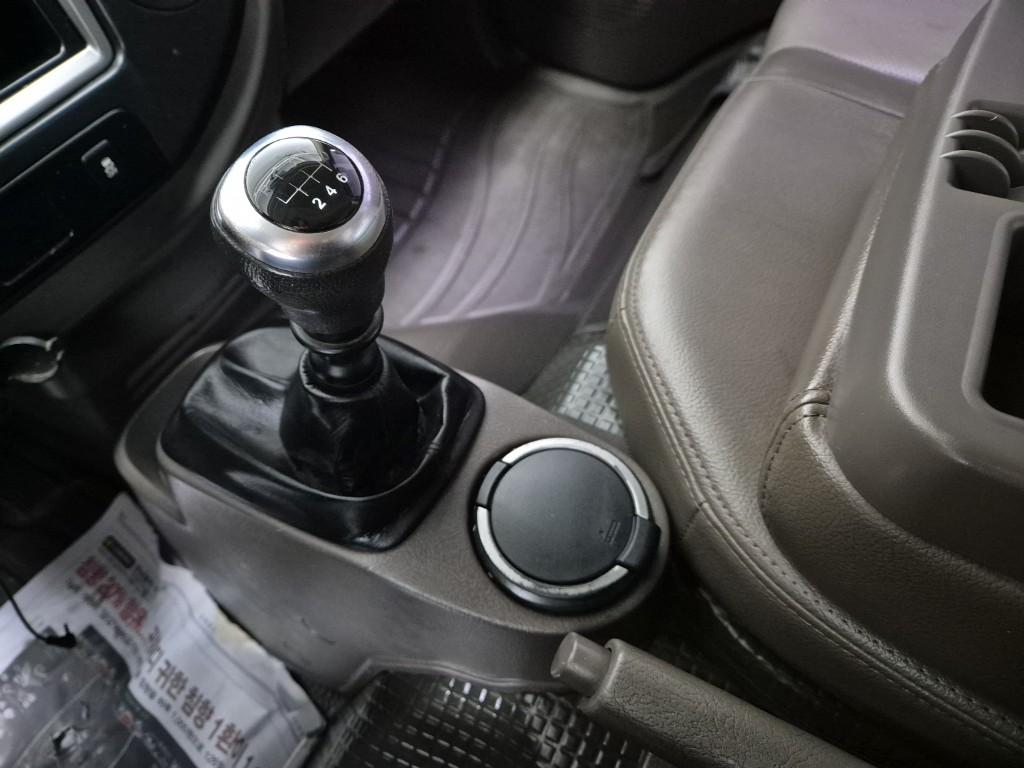 Hyundai Porter II Long Wheelbase Super Long Wheelbase Super Cab 8