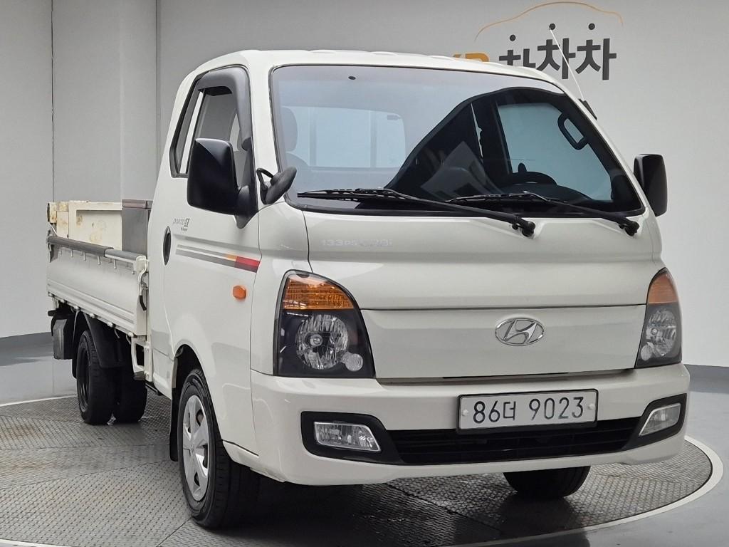 Hyundai Porter II Long Wheelbase High Super Long Wheelbase Super Cab 5