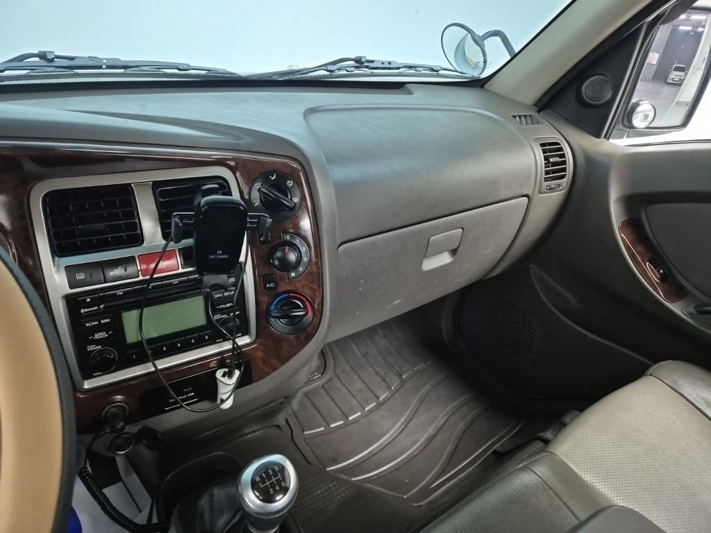 Hyundai Porter II Long Wheelbase High Super Long Wheelbase Super Cab 10