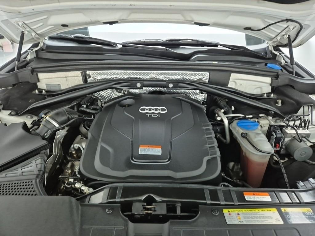 Audi Q5 35 TDI Quattro 6