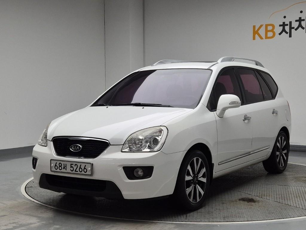 Kia Carens New GLX Top Model 2.0 LPI