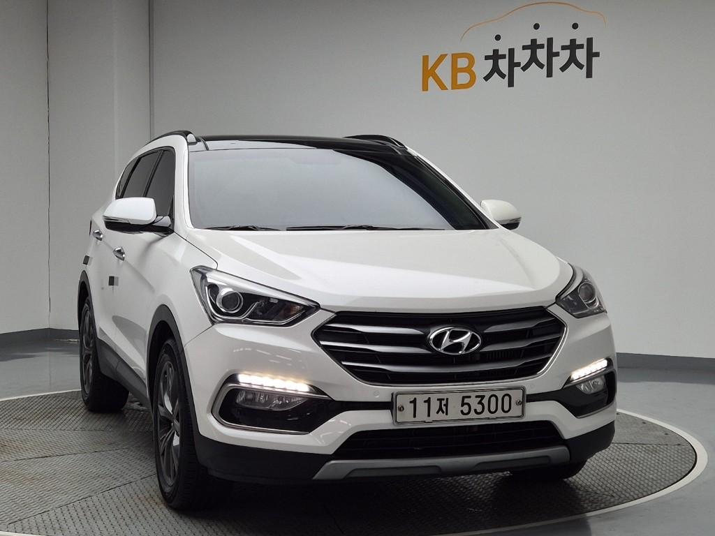 Hyundai Santa Fe 2016 photo 4