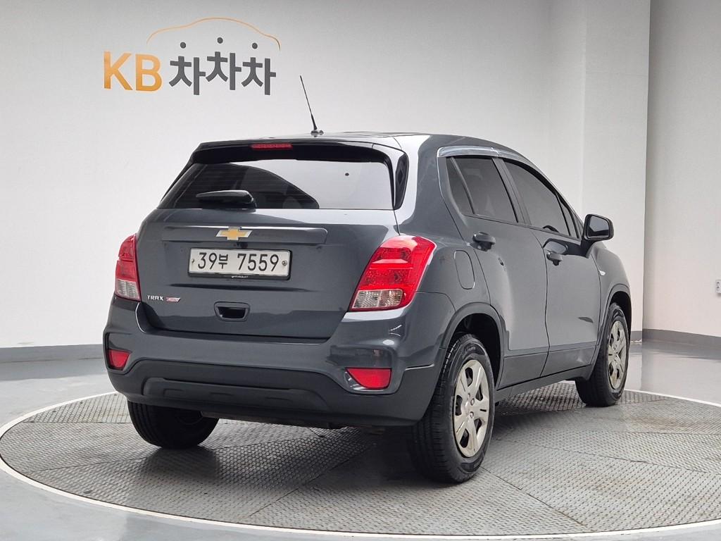 Chevrolet Trax 2018 photo 3