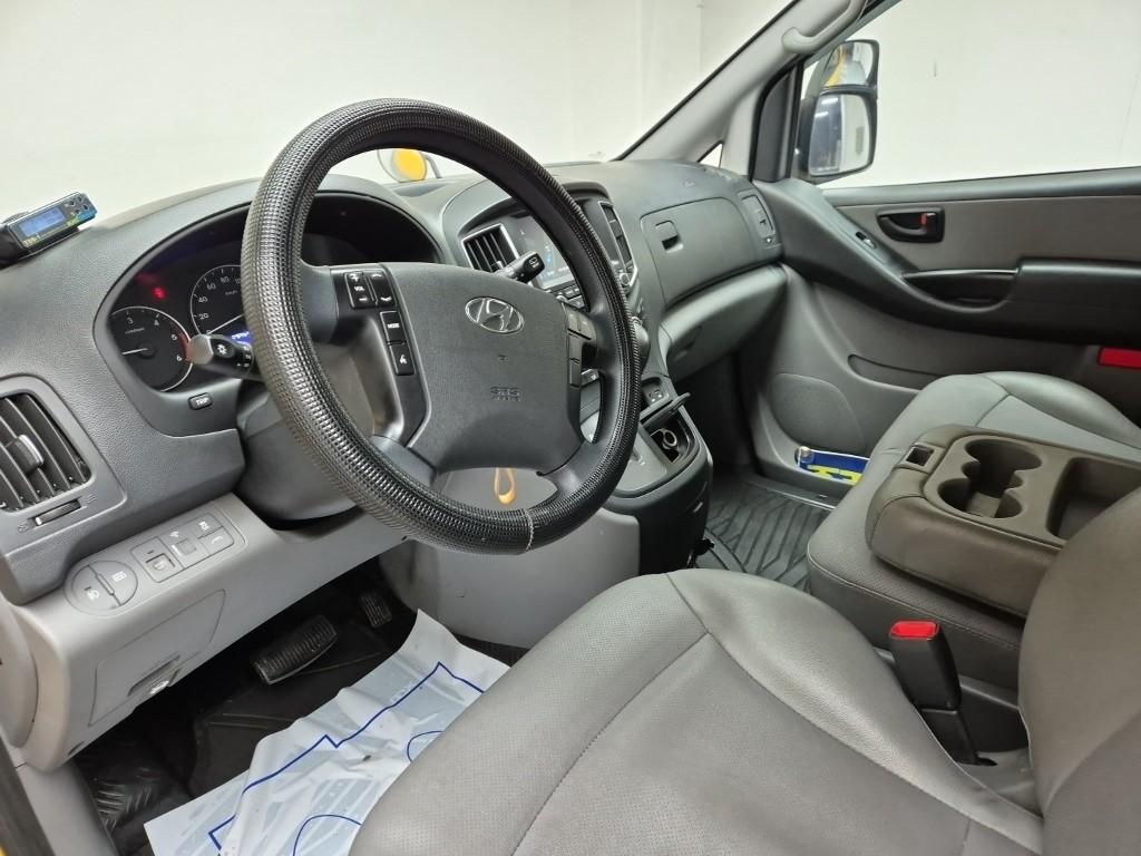Hyundai Starex Grand Diesel 8