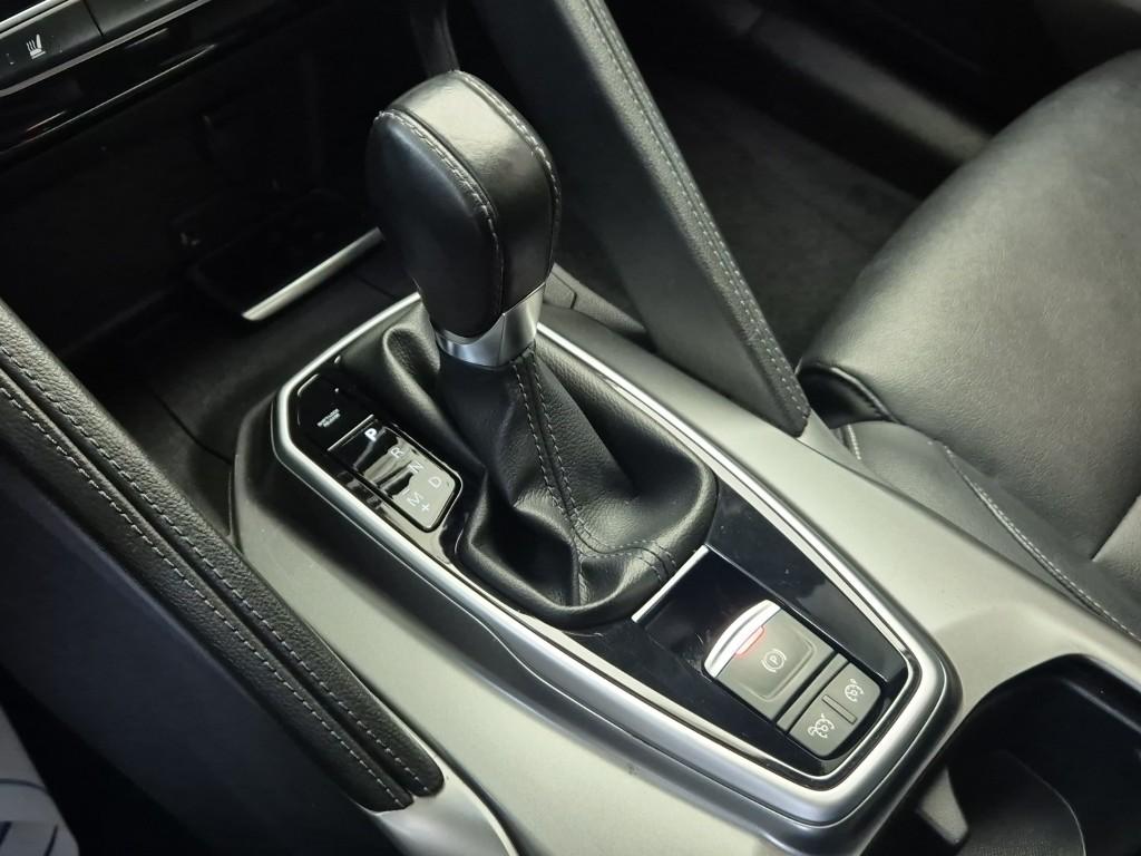 Renault QM6 Samsung New LE Signature 2.0 GDe 9