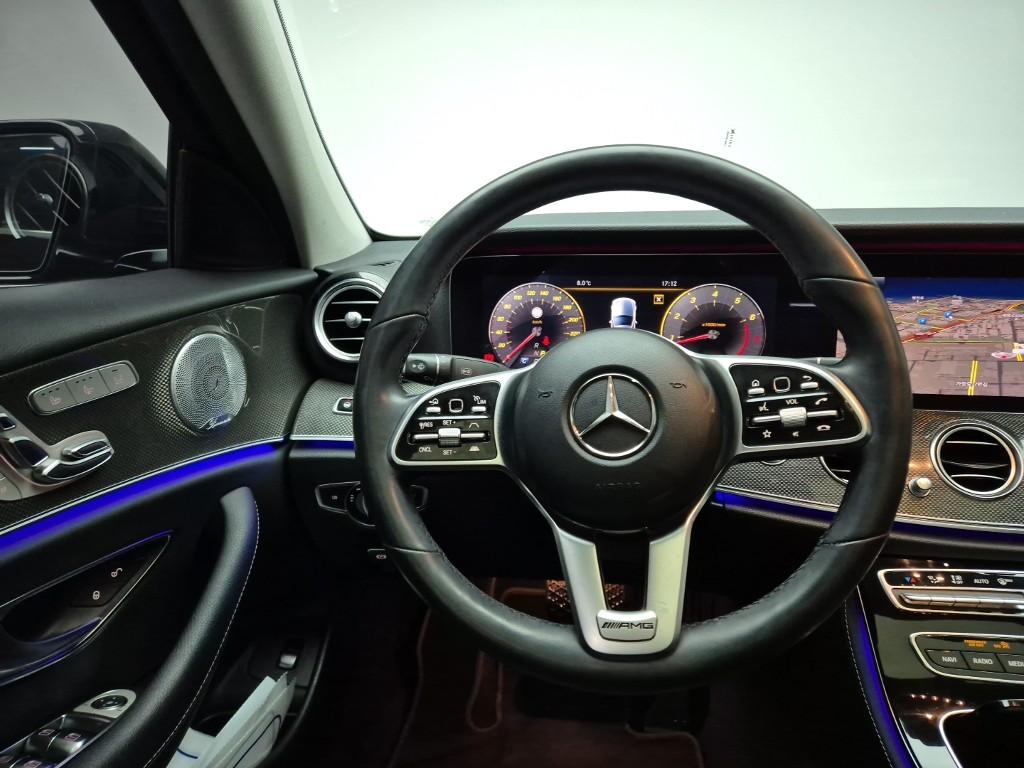 Mercedes-Benz E-Class AMG Line E300 4MATIC AMG Line 10