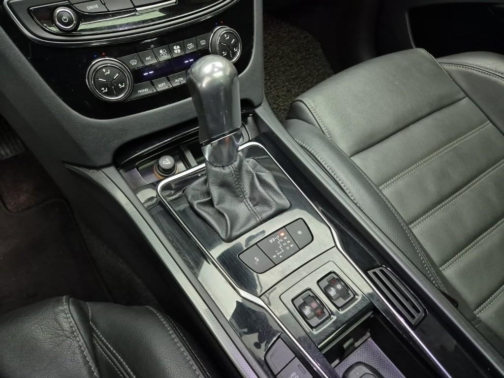 Peugeot 508 Allure 1.6 BlueHDi 9