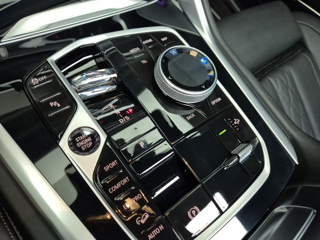 BMW X6 M Sport Pack xDrive40i M Sport Package 9