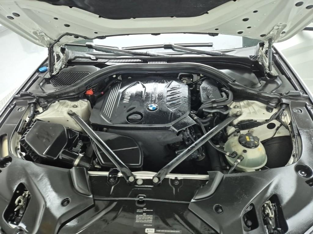 BMW 5 Series M Sport Pack Plus 520d M Sport Pack 6