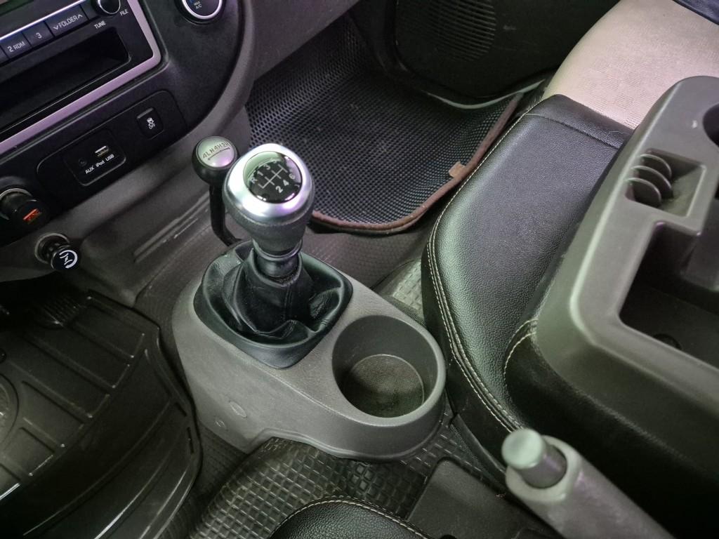 Hyundai Porter II Long Wheelbase Smart Long Wheelbase Super Cab 4WD 8