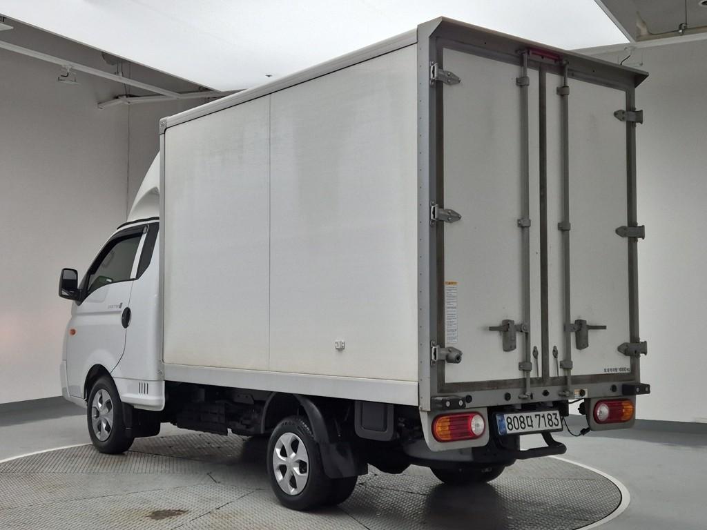 Hyundai Porter II Long Wheelbase Smart LPG Long Wheelbase Super Cab 3