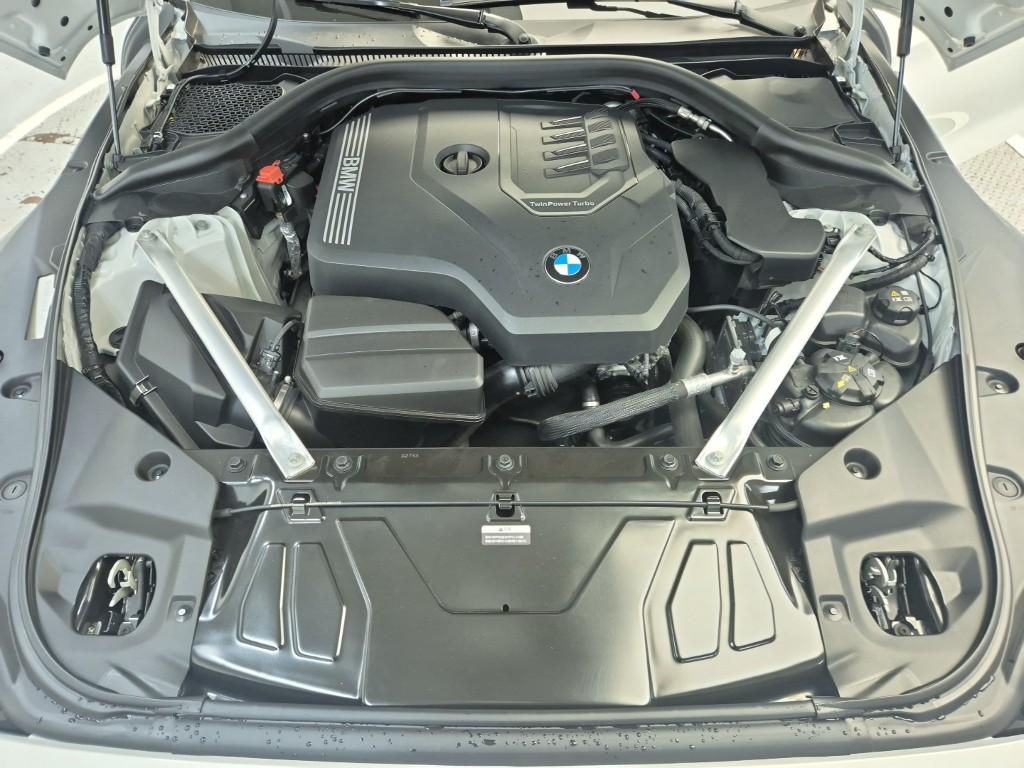 BMW Z4 (3rd Generation) 20i SDrive