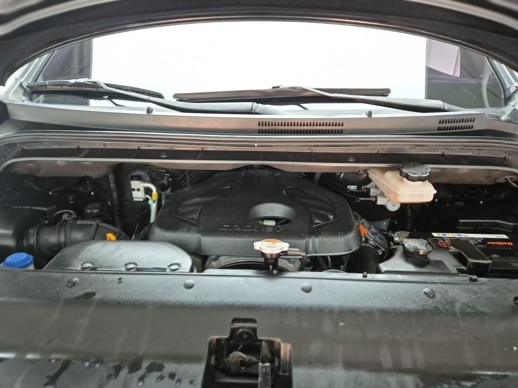 Hyundai Starex Grand Smart 2.5 WGT/ VGT 3 Van M/ T 6