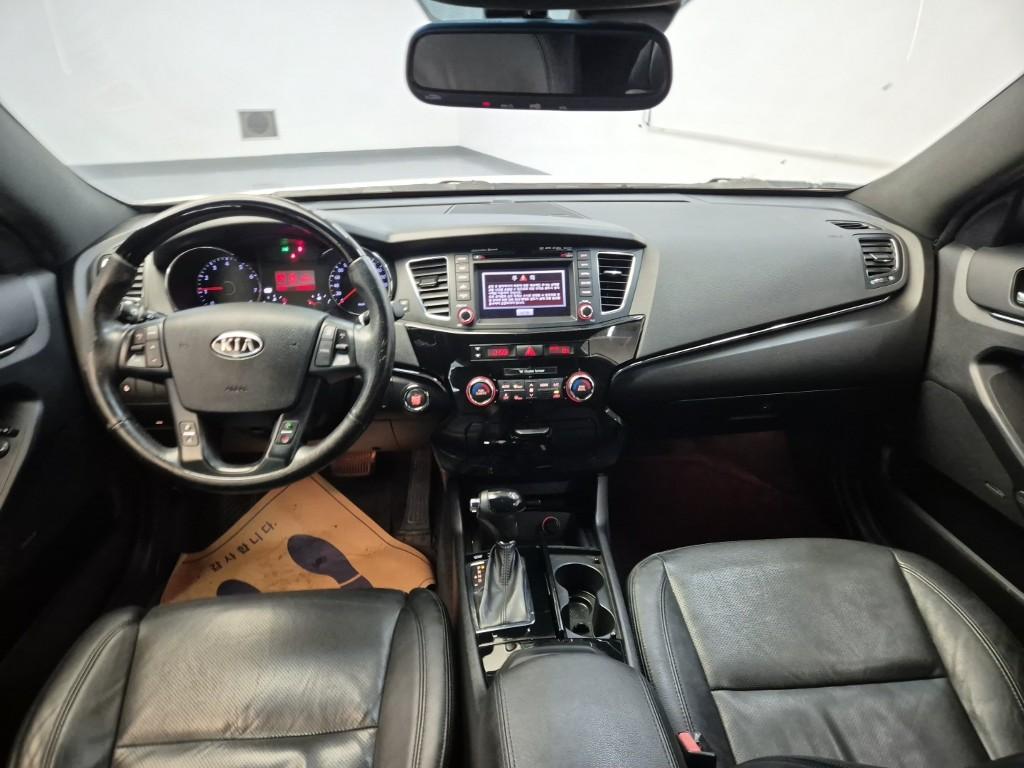 Kia K7 Luxury VG270 8