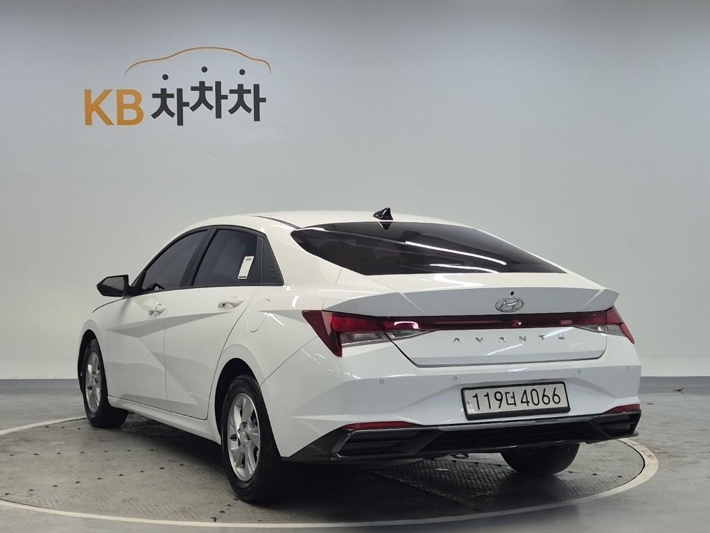 Hyundai Avante CN7 Modern Smart Stream 1.6 Gasoline — фото 2