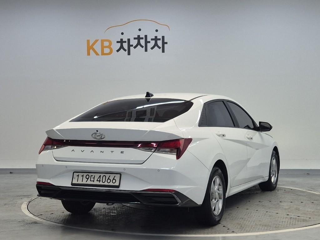 Hyundai Avante CN7 Modern Smart Stream 1.6 Gasoline — фото 3