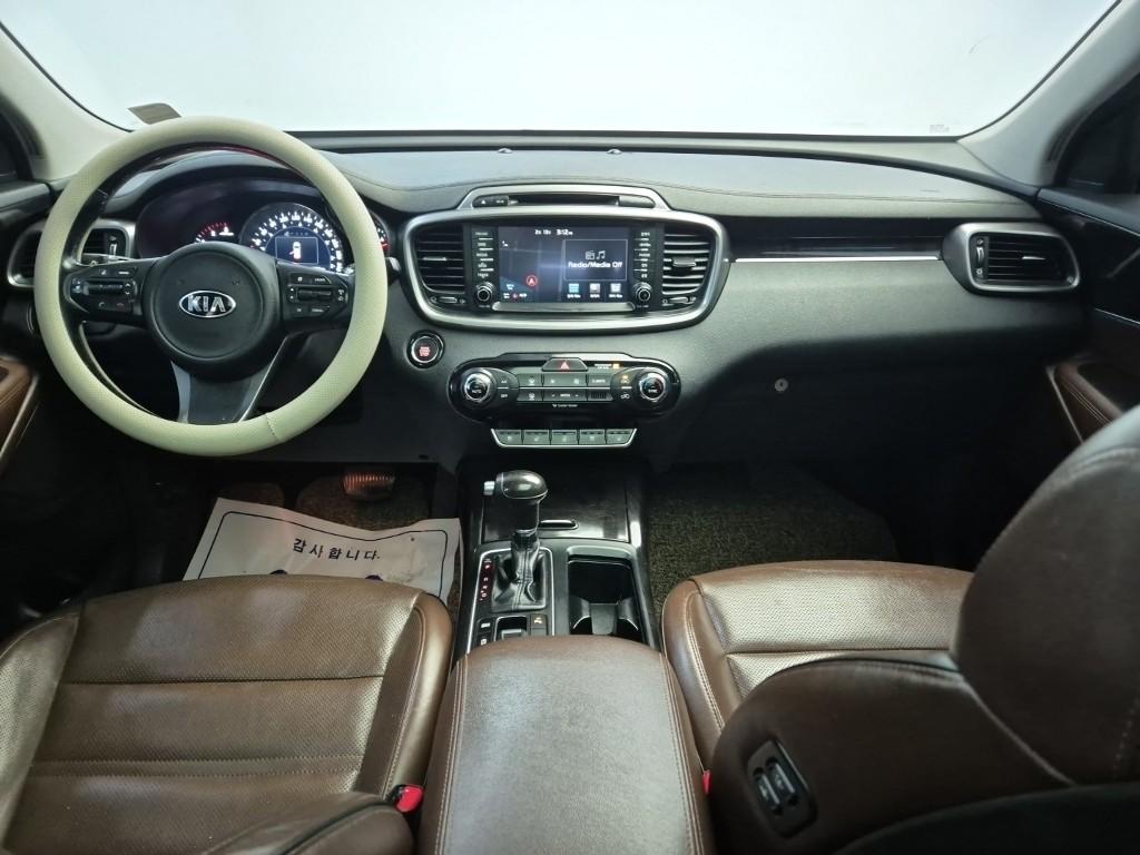 Kia Sorento Noblesse Special R2.0 E-VGT 2WD 8