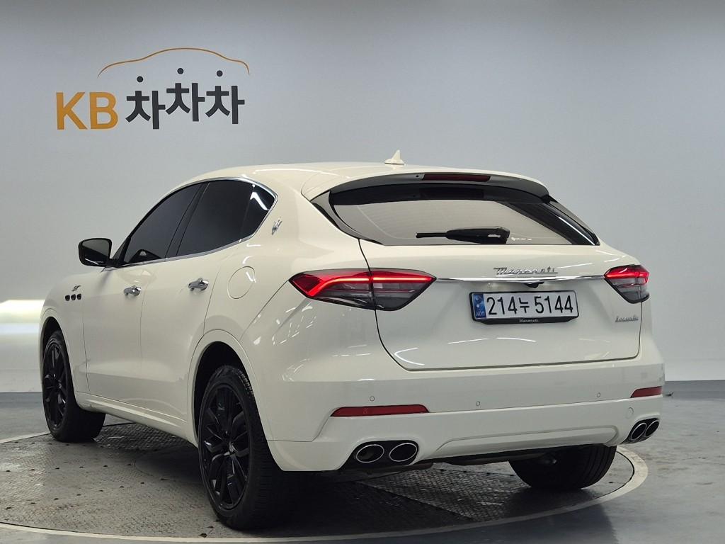 MASERATI Levante 2.0