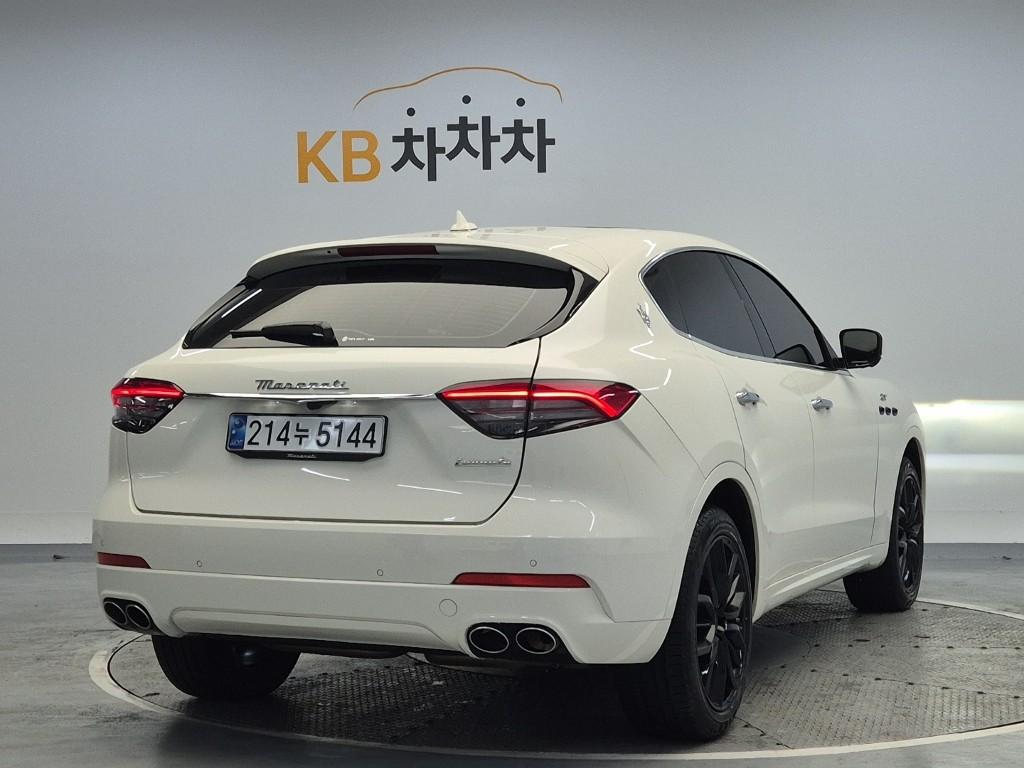MASERATI Levante 2.0