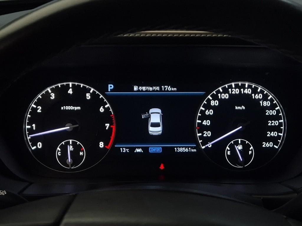 Genesis G90 Prestige 5.0 GDi AWD 7