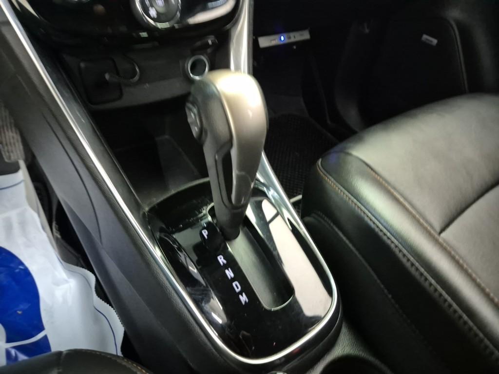 Chevrolet Trax LTZ 1.4 Gasoline Turbo 9