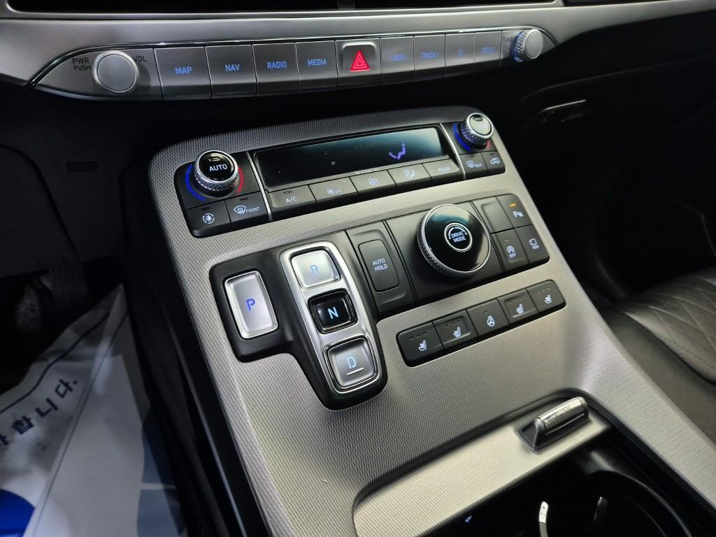 Hyundai Palisade Exclusive Diesel 2.2 2WD 9