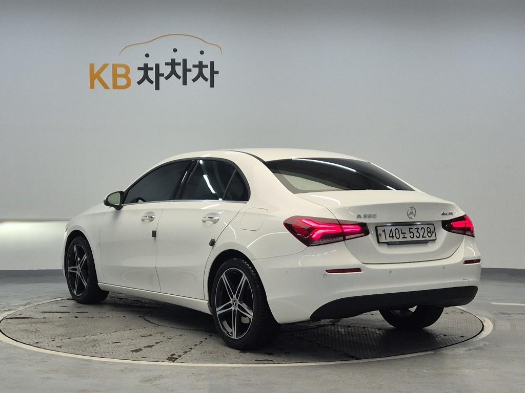 BENZ A-Class (4th Generation) A250 Sedan 4Matic