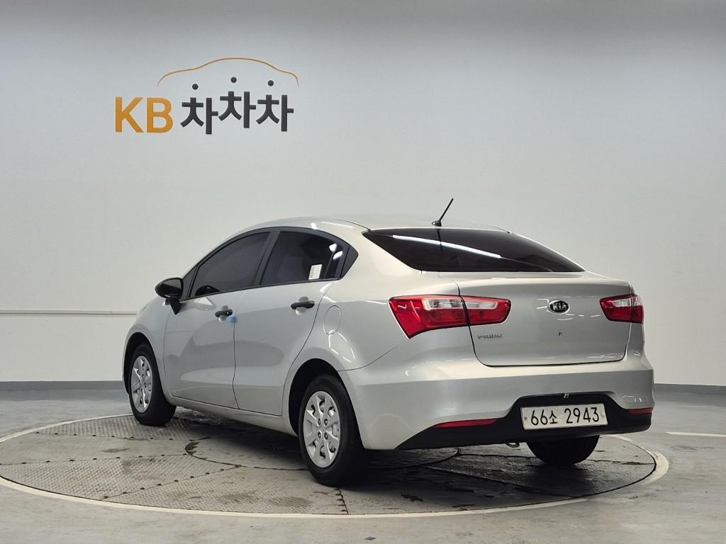 KIA The New Pride 4Door 1.4 MPI