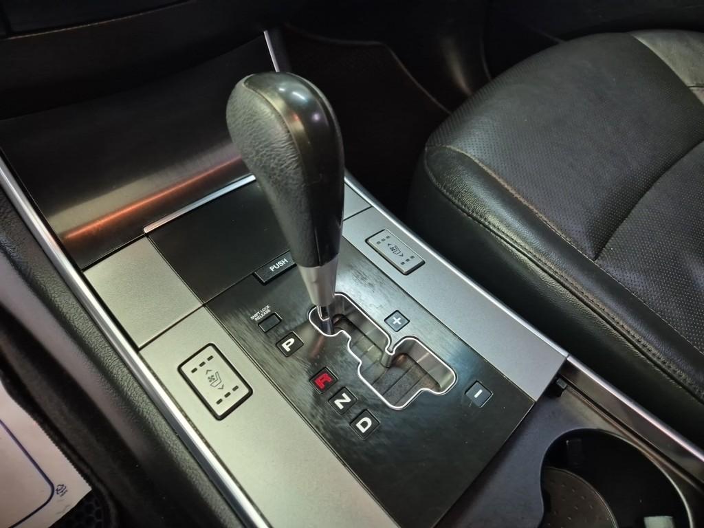 Hyundai Veracruz Exclusive Special V6 3.0 E-VGT SⅡ 4WD 9