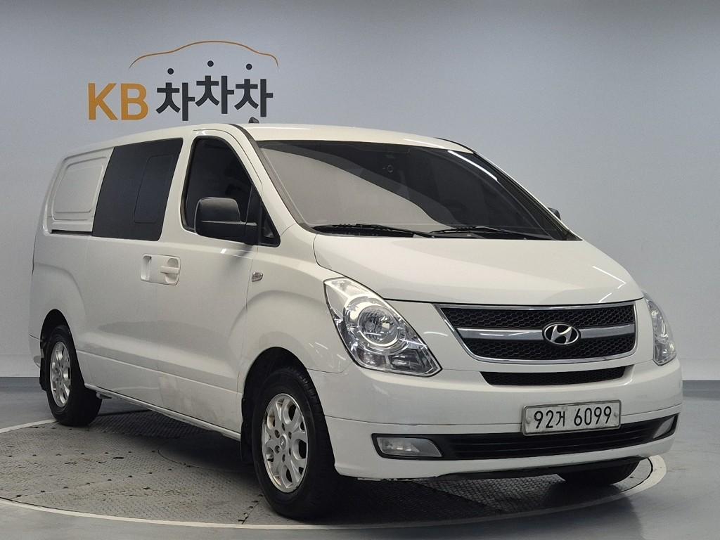 Hyundai Starex Grand CVX Luxury 2.5 VGT/ WGT 5 Van 5