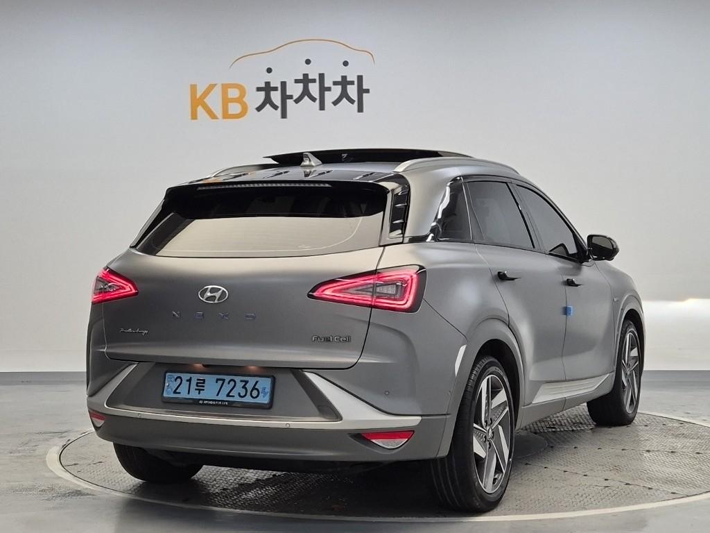 Hyundai Nexo Premium 4