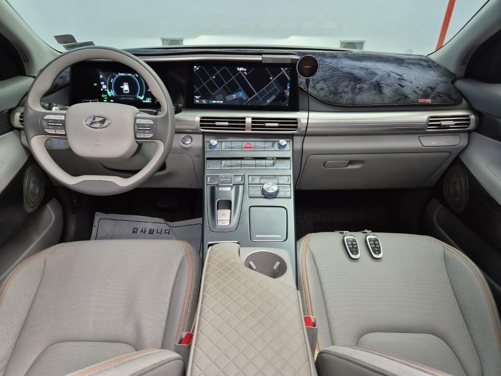 Hyundai Nexo Premium 8