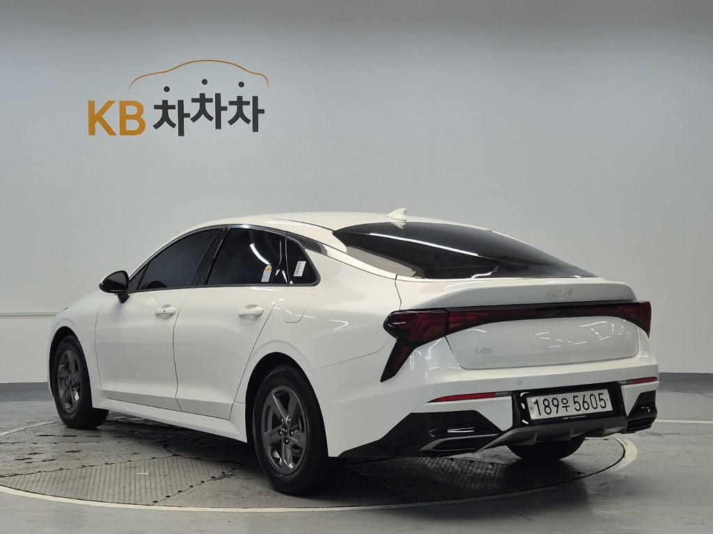 Kia K5 DL3 Trendy 2.0 LPI 3