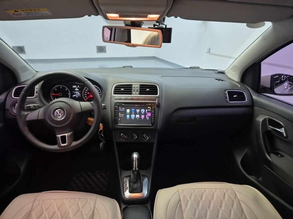 Volkswagen Polo R Line 1.6 TDI 8