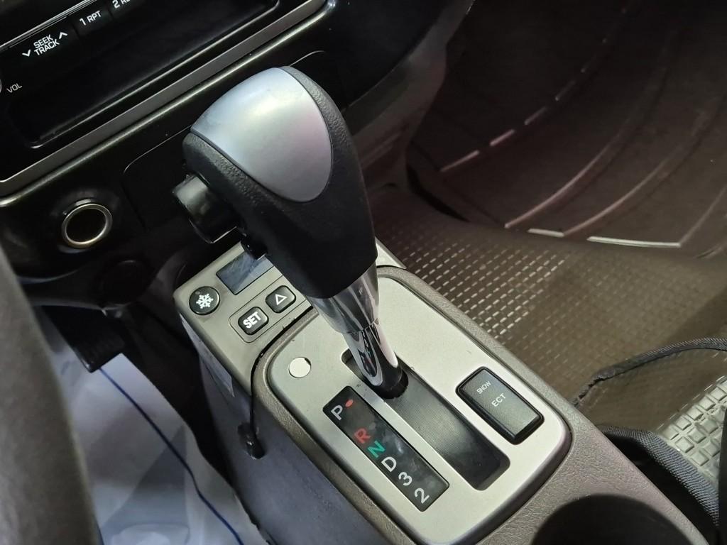 Hyundai Porter II Super Cab Refrigerated Truck Long Wheelbase Super Cab 8