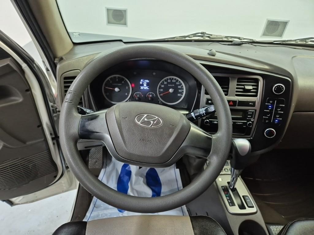 Hyundai Porter II Super Cab Refrigerated Truck Long Wheelbase Super Cab 9