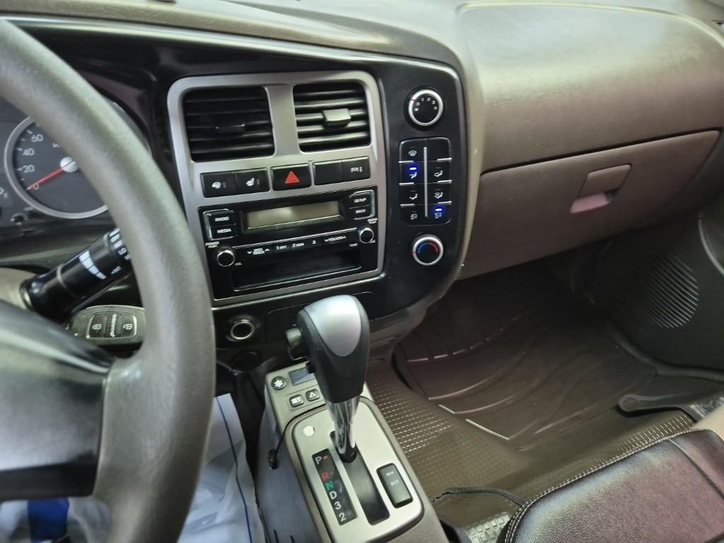 Hyundai Porter II Super Cab Refrigerated Truck Long Wheelbase Super Cab 10